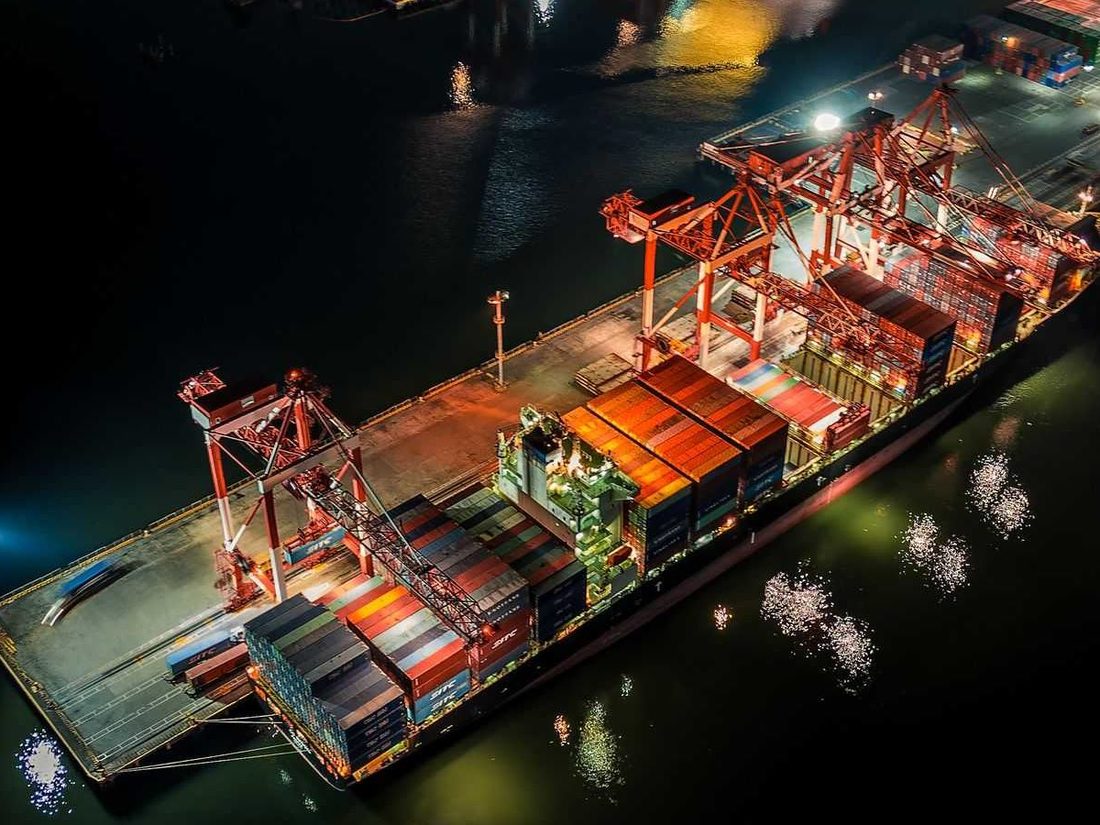Container terminal operations at night